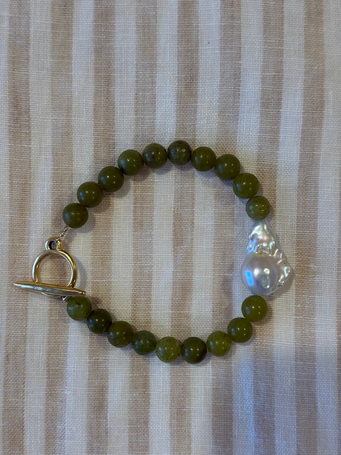 OLIVE BRACELET
